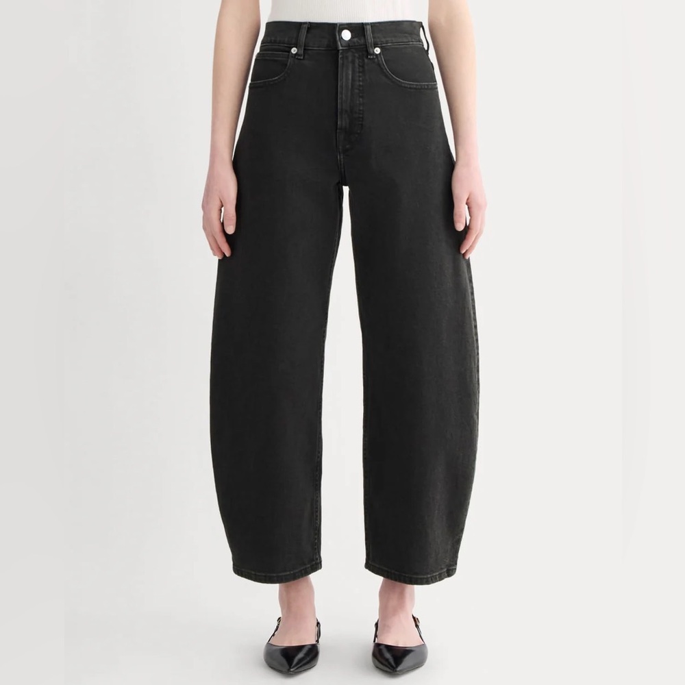 Everlane way high curve Jean in washed black size 25R